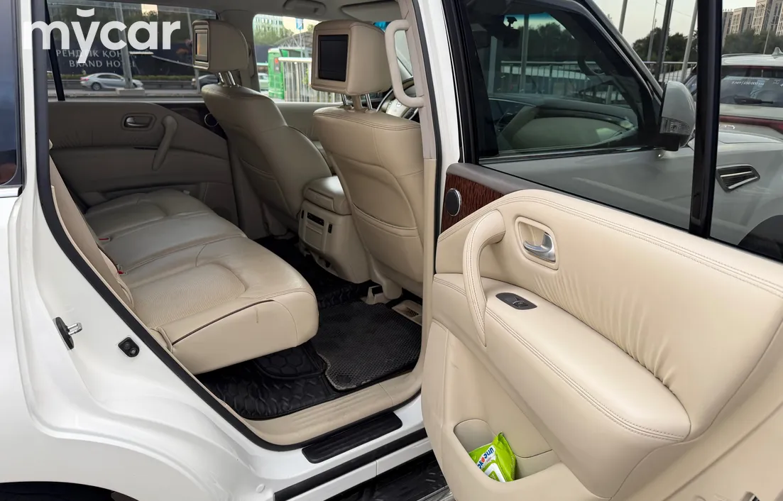 Nissan Patrol 2012