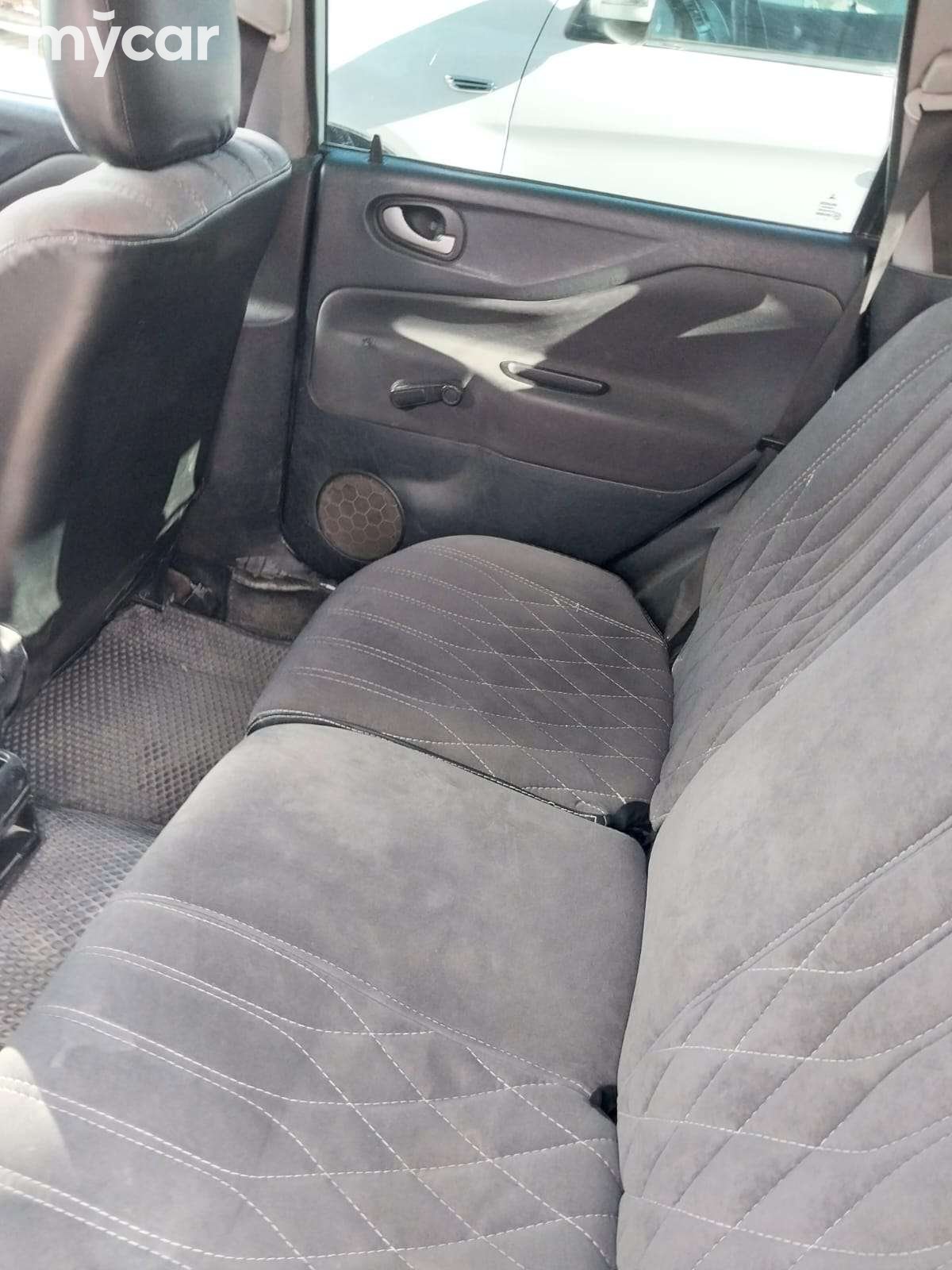 Mitsubishi Space Star 2002