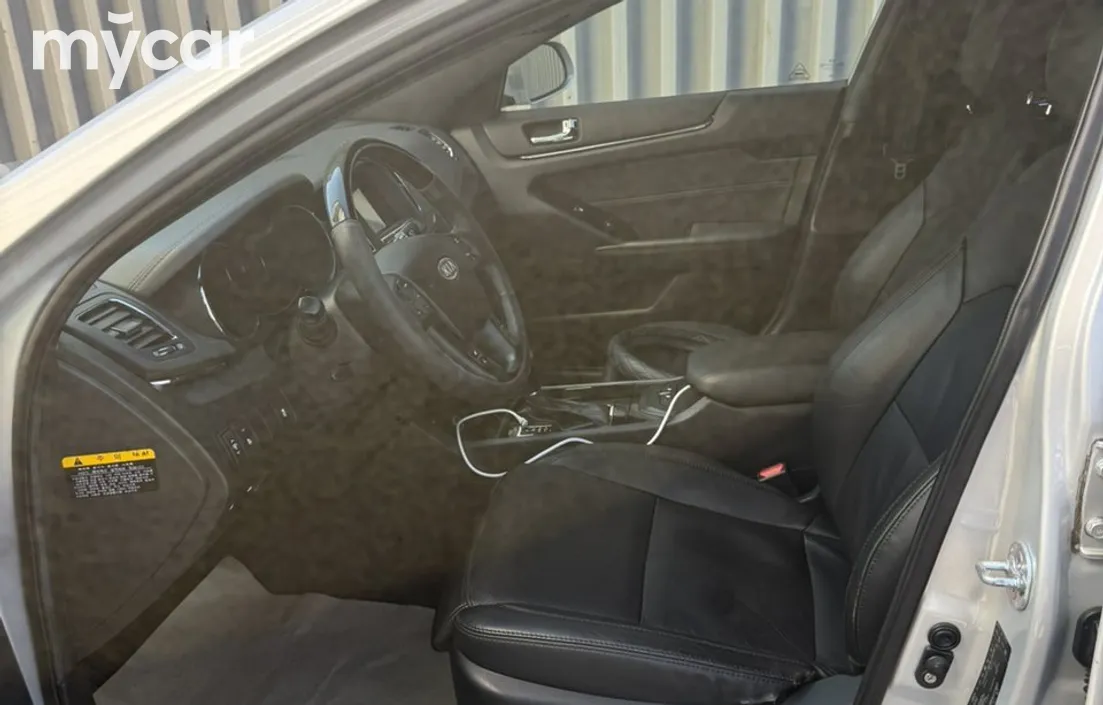 Kia K7 2010