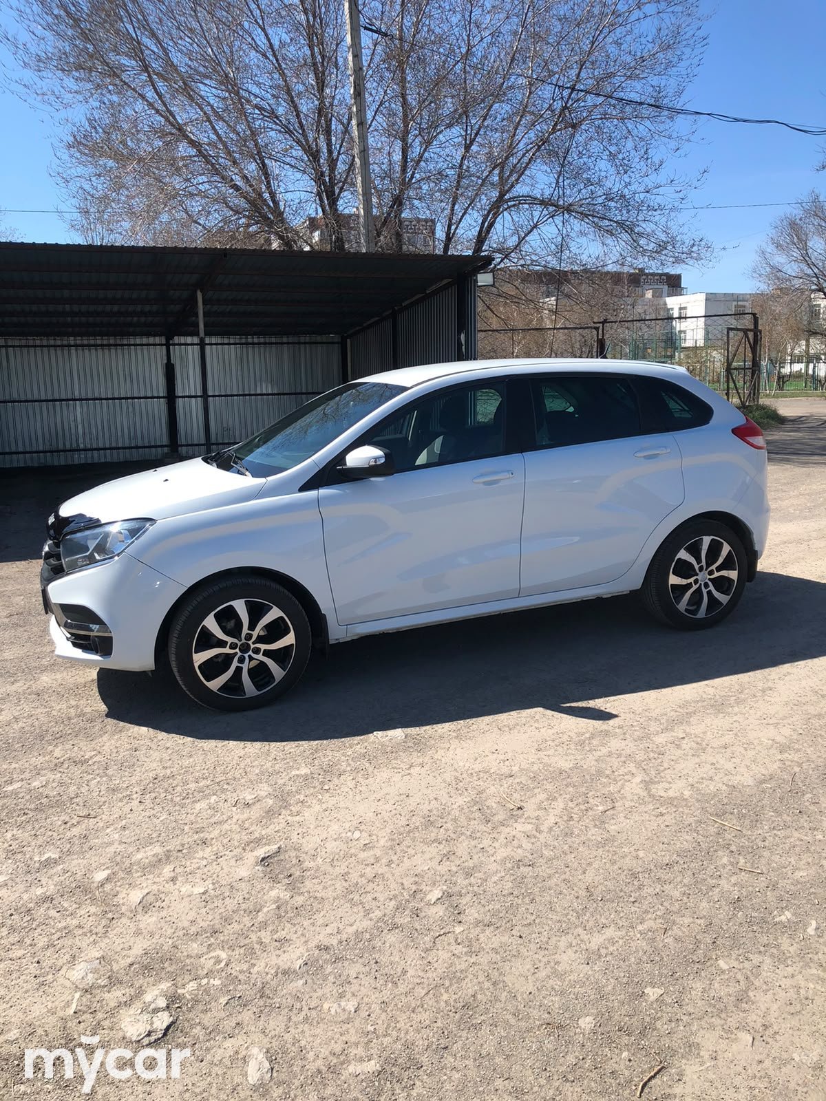 LADA XRAY 2017