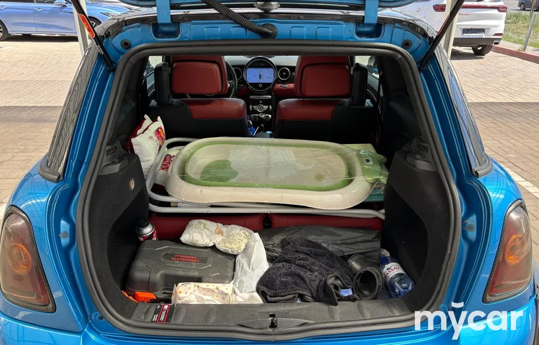 Mini Hatch 2008