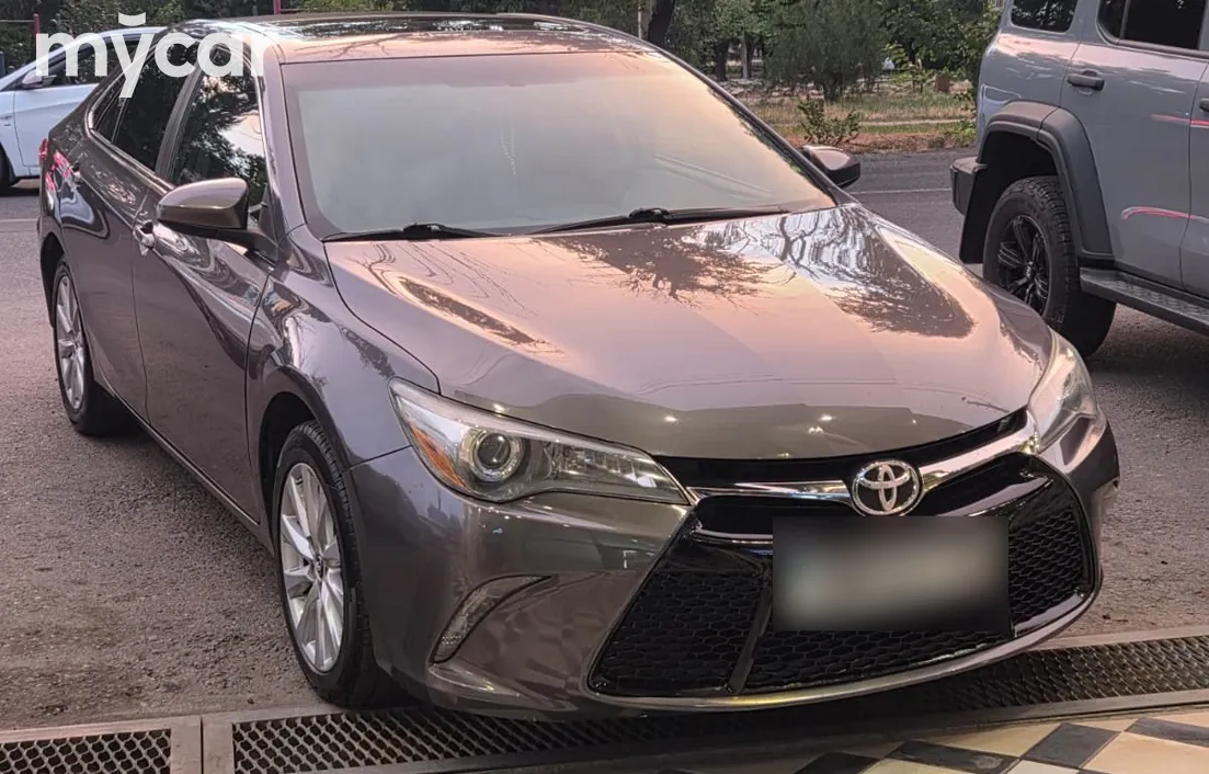Toyota Camry 2015