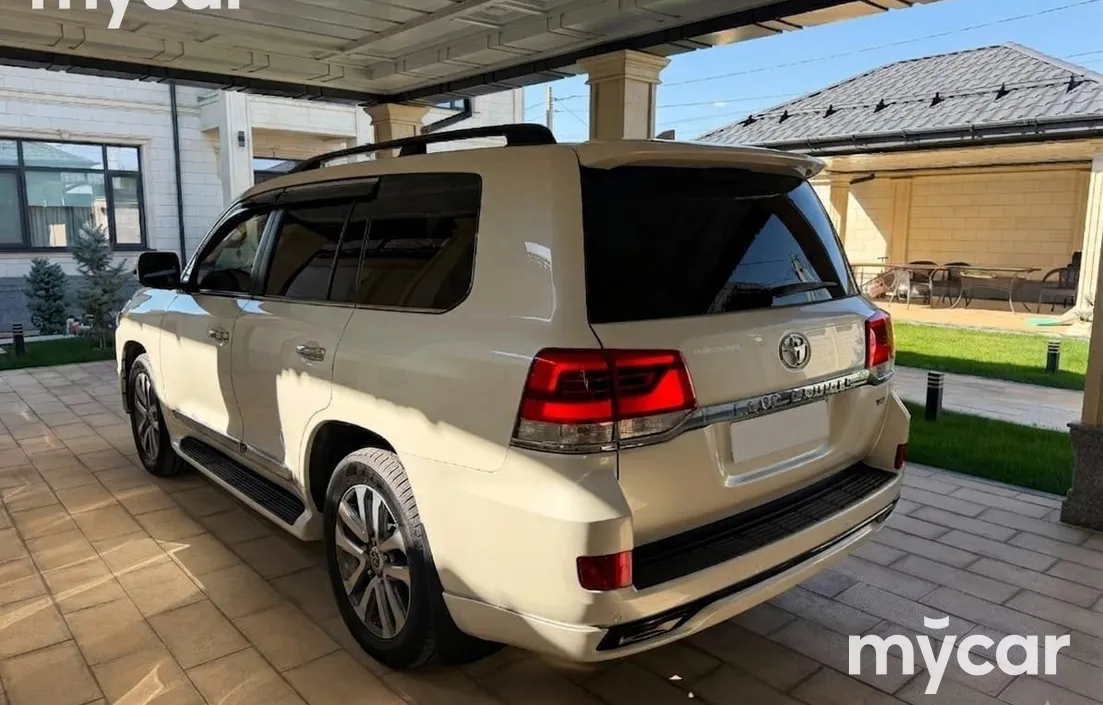 Toyota Land Cruiser 2017