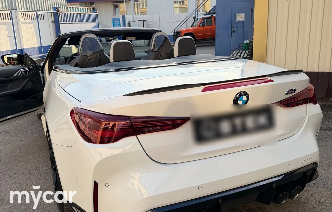 BMW M4 2024