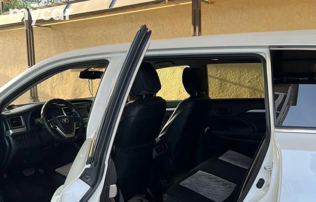 Toyota Highlander 2016