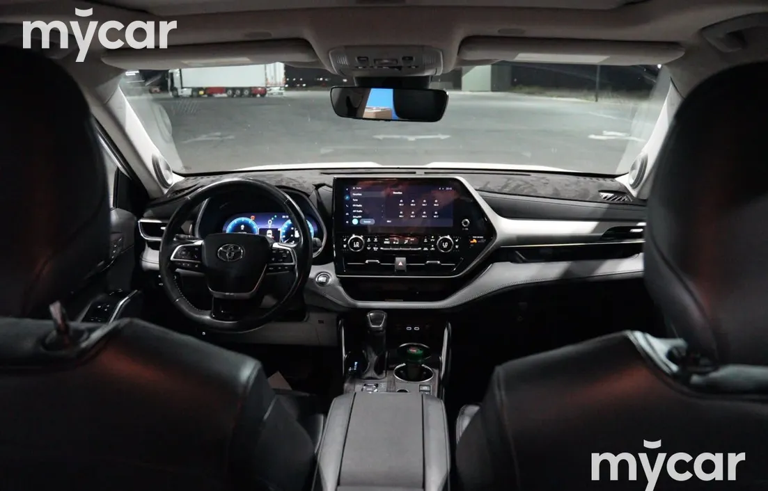 Toyota Highlander 2023