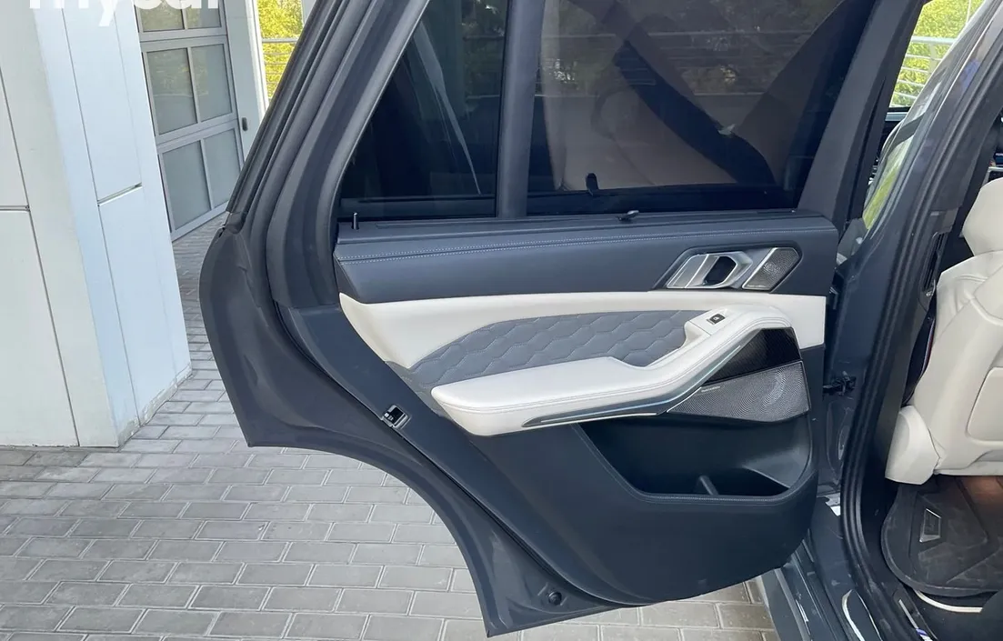 BMW X5 M 2023