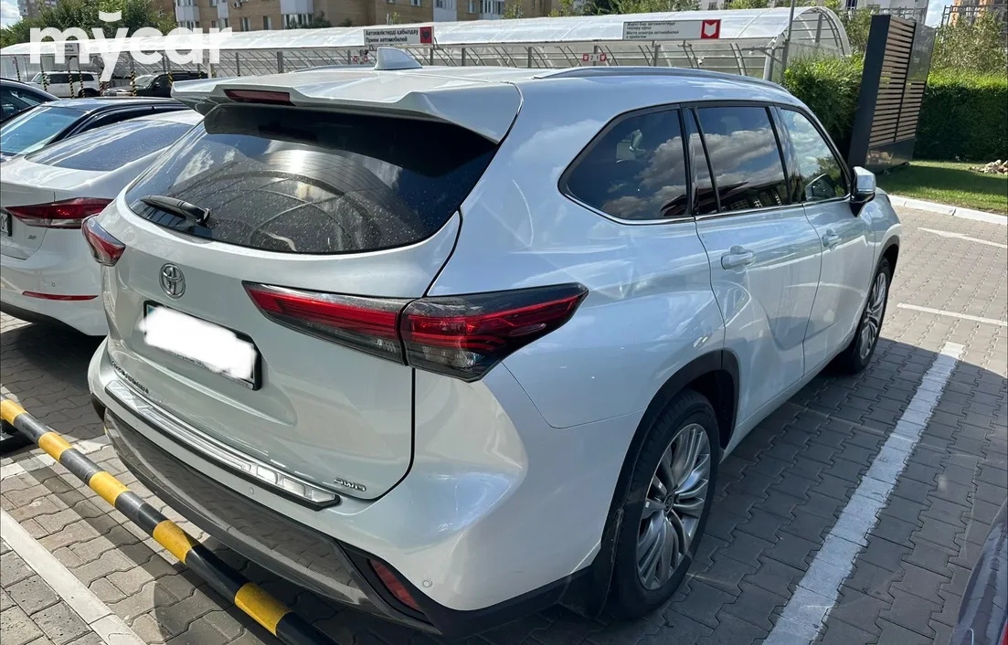 Toyota Highlander 2023