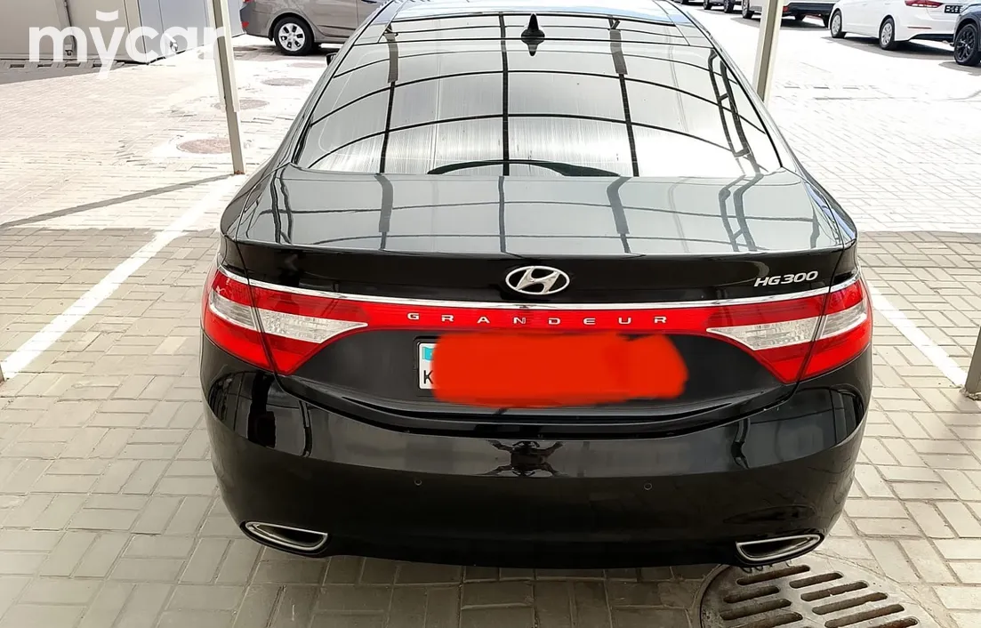 Hyundai Grandeur 2011