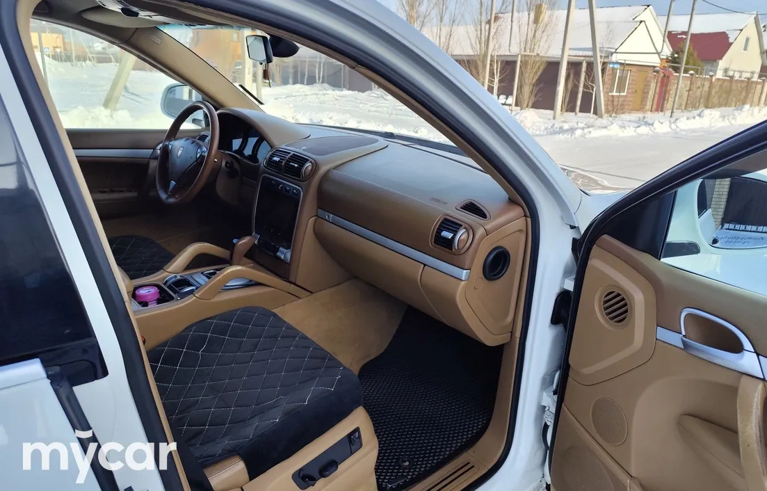 Porsche Cayenne 2005