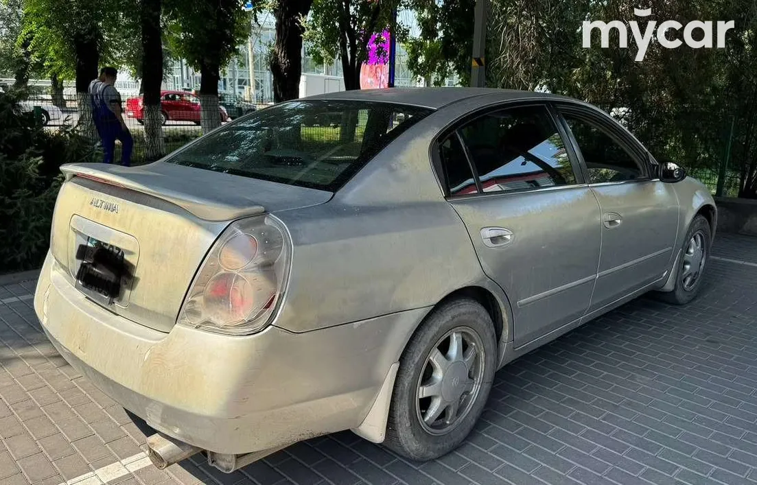 Nissan Altima 2002