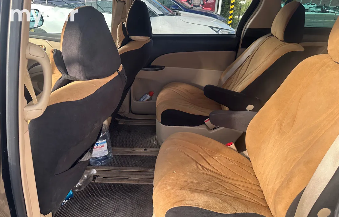 Toyota Previa 2017