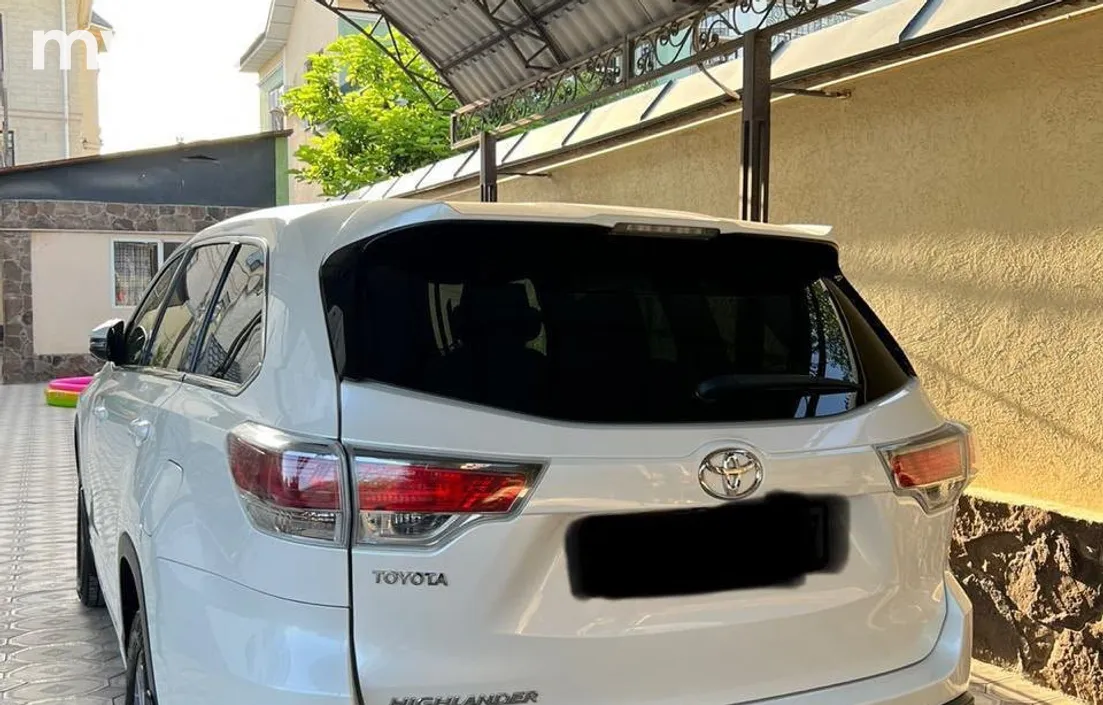 Toyota Highlander 2016