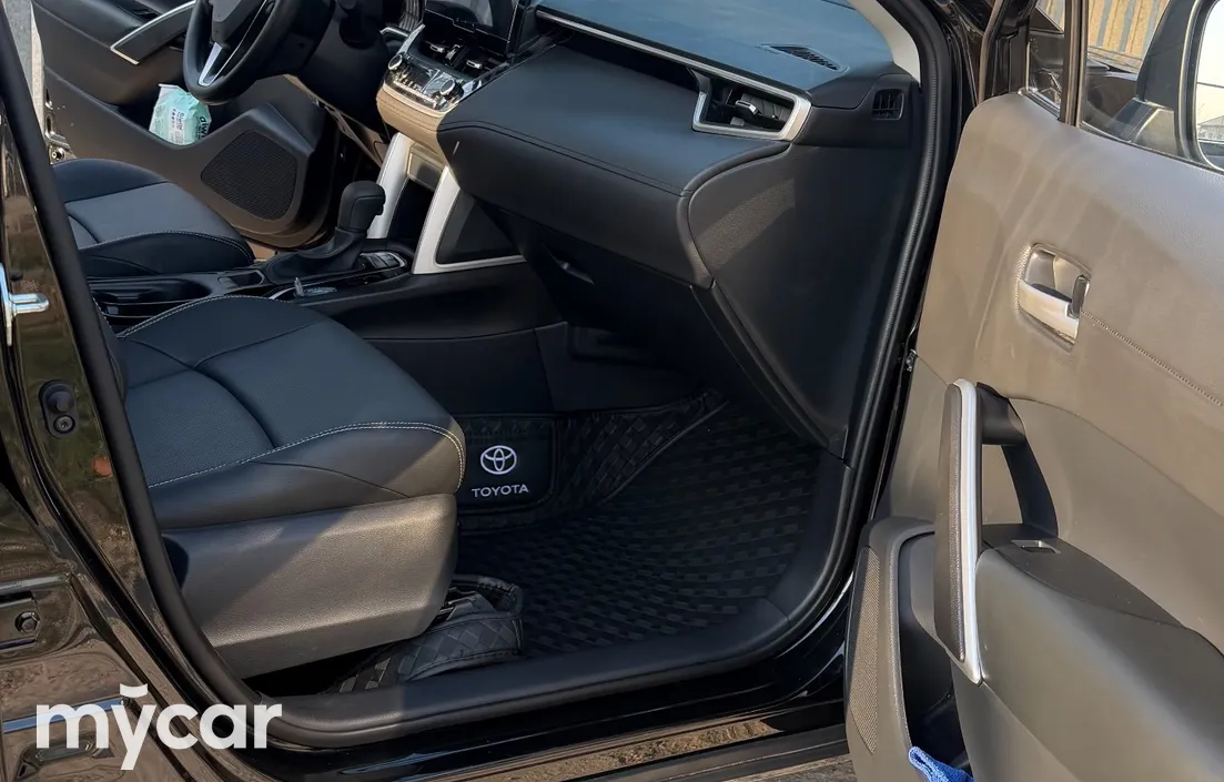 Toyota Frontlander 2025