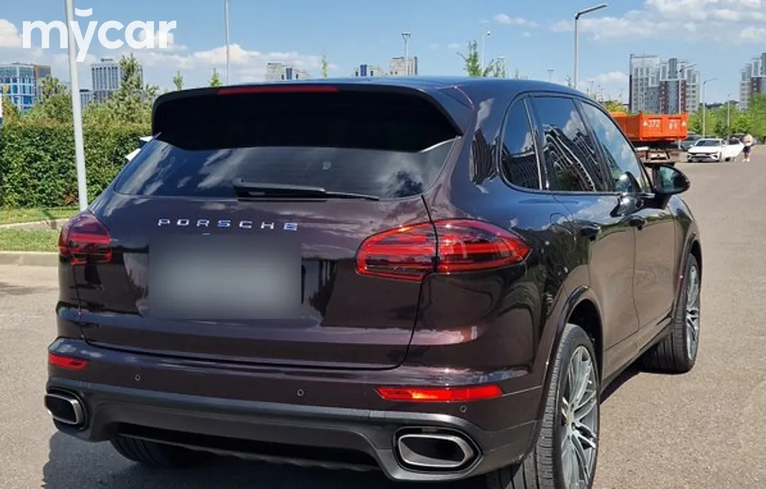 Porsche Cayenne 2016