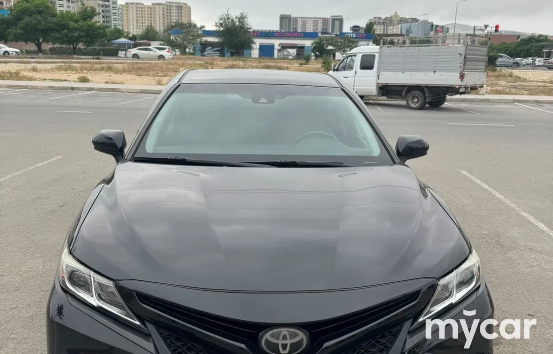 Toyota Camry 2018