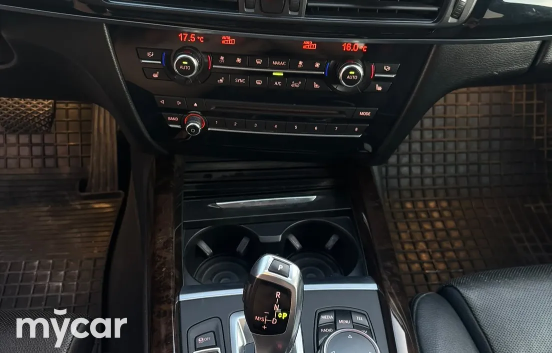 BMW X5 2016