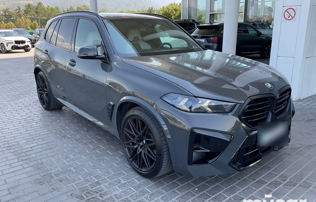 BMW X5 M 2023