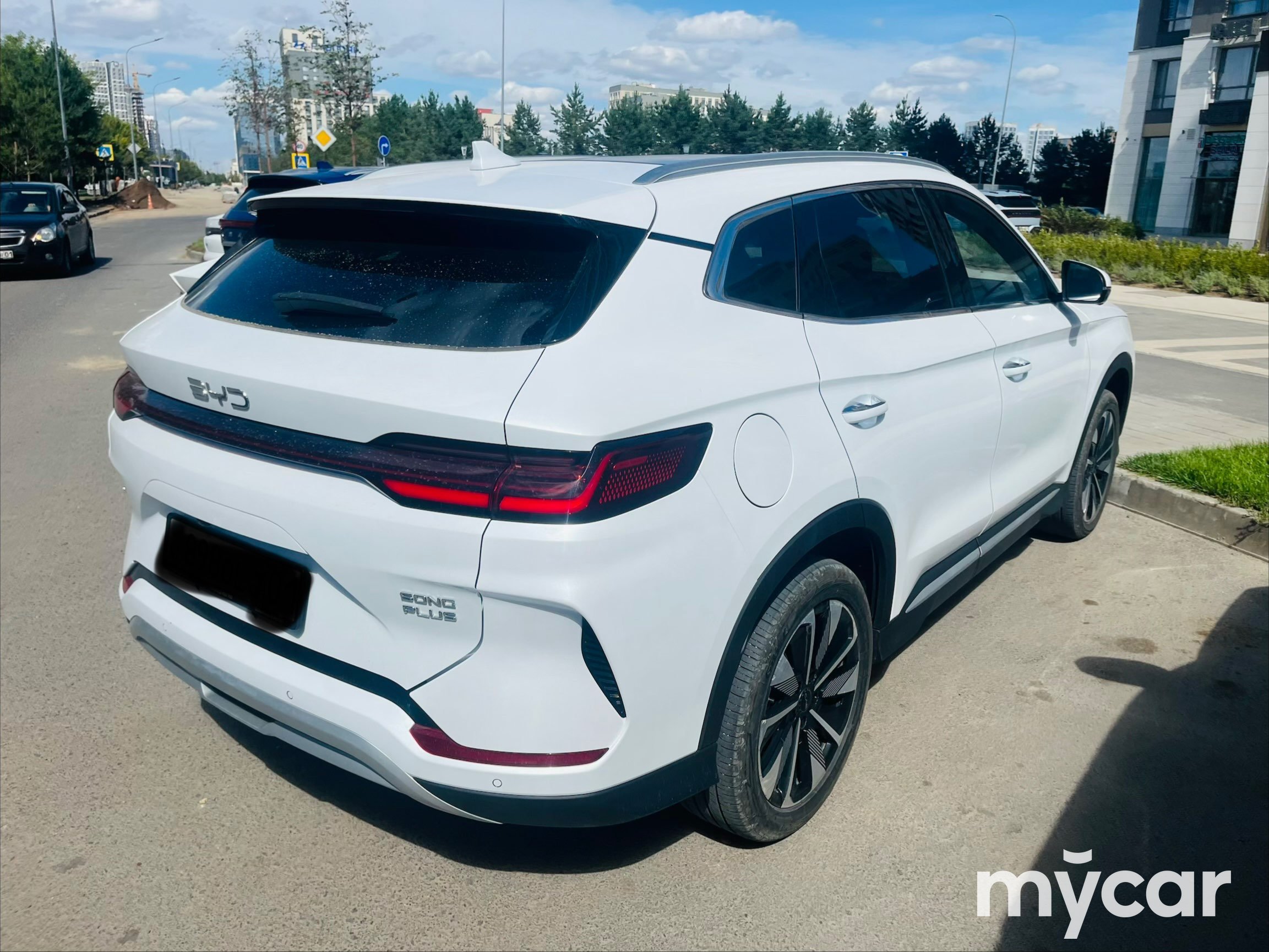 BYD Song Plus EV 2025