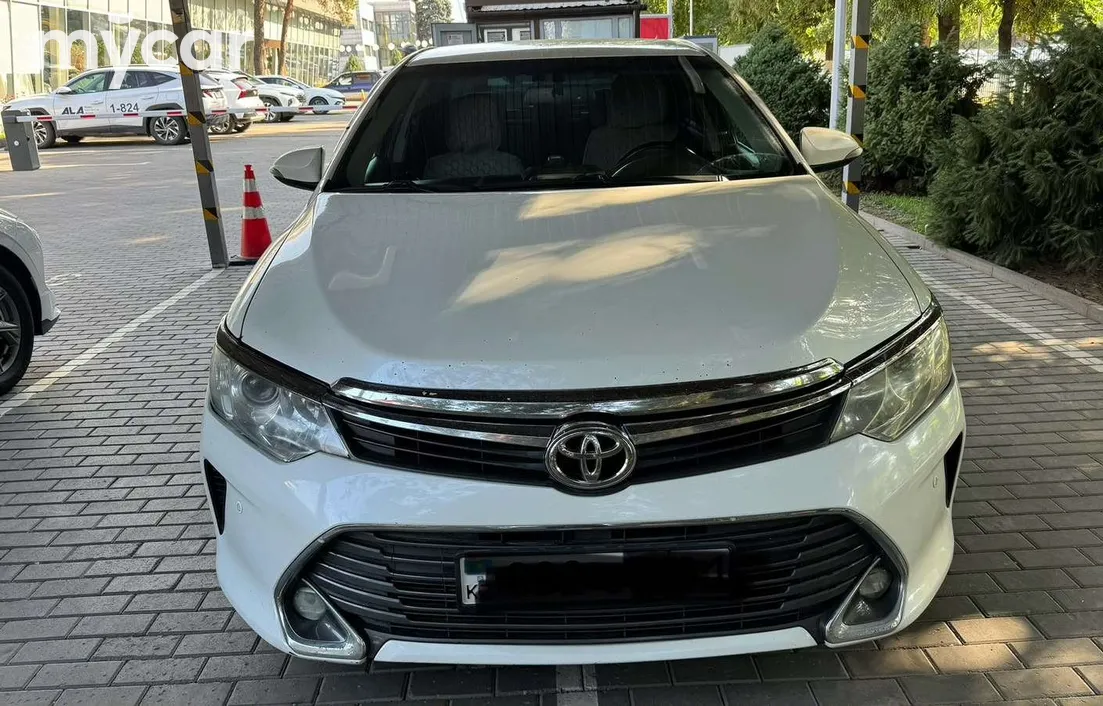 Toyota Camry 2017