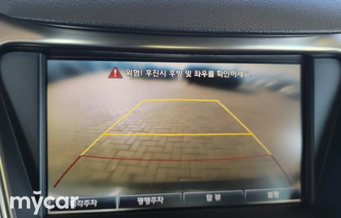 Hyundai Grandeur 2012