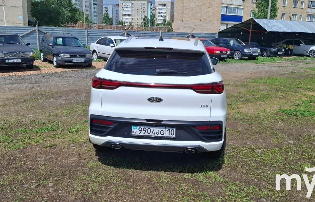 JAC JS6 2022