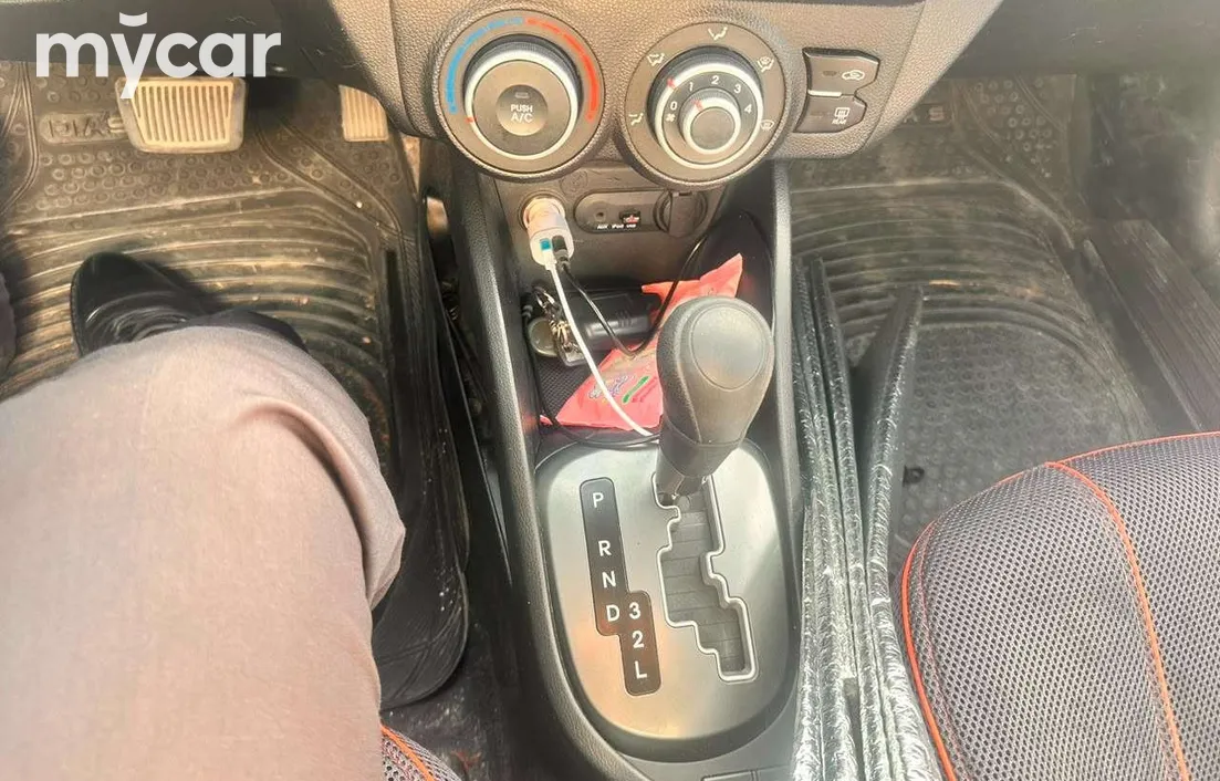 Kia Rio 2012