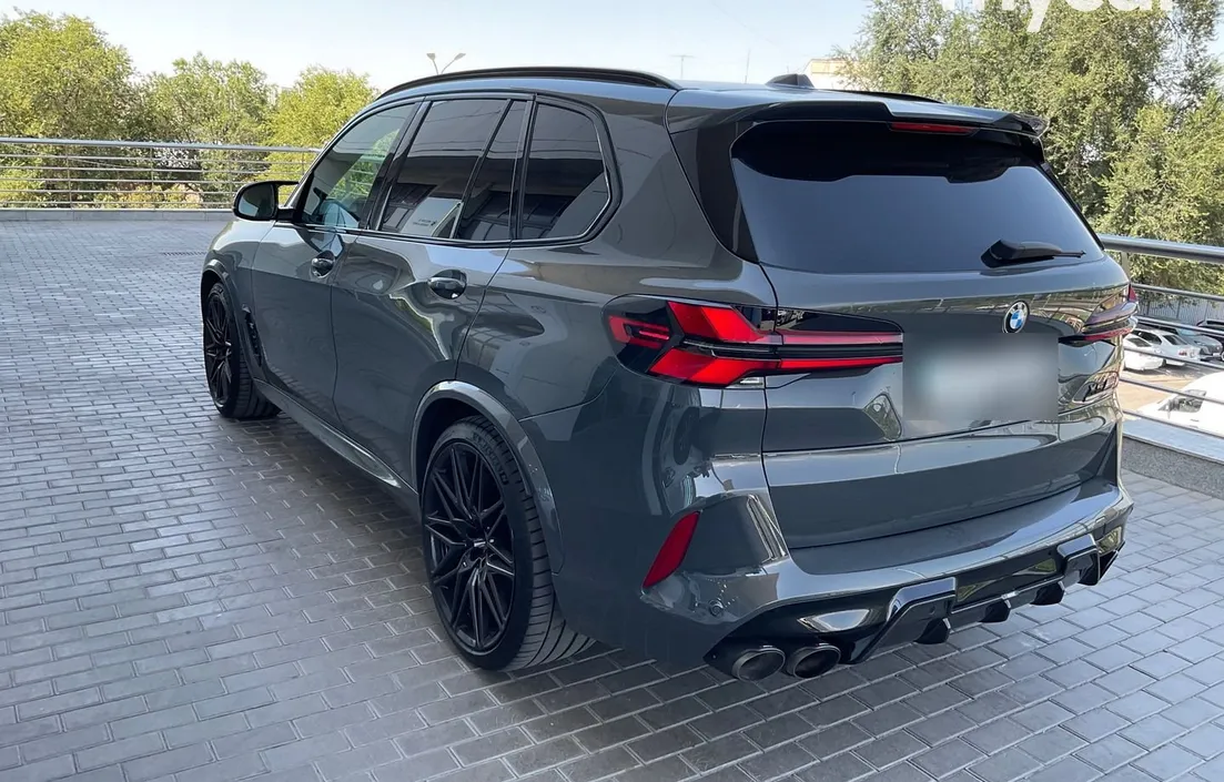 BMW X5 M 2023