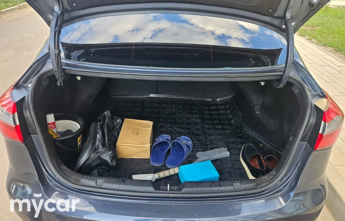 Kia Cerato 2015