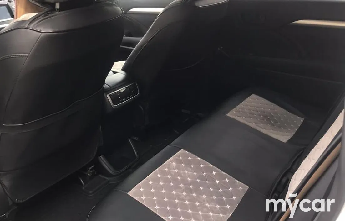 Toyota Highlander 2016