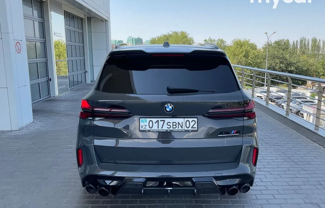 BMW X5 M 2023
