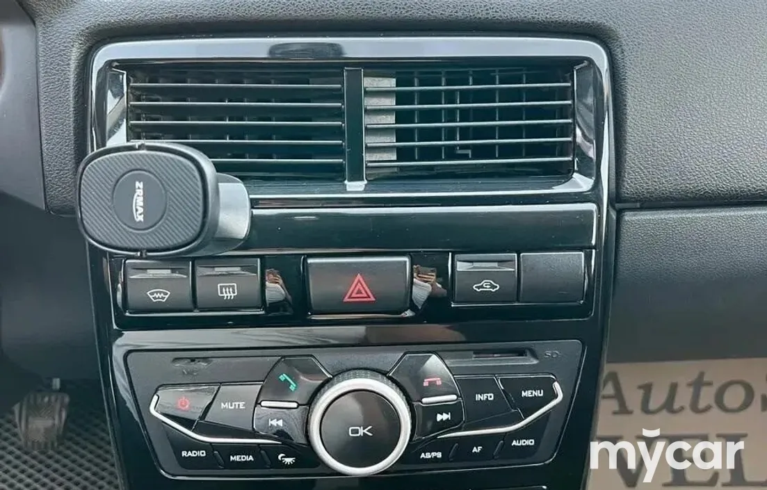 LADA Priora 2015