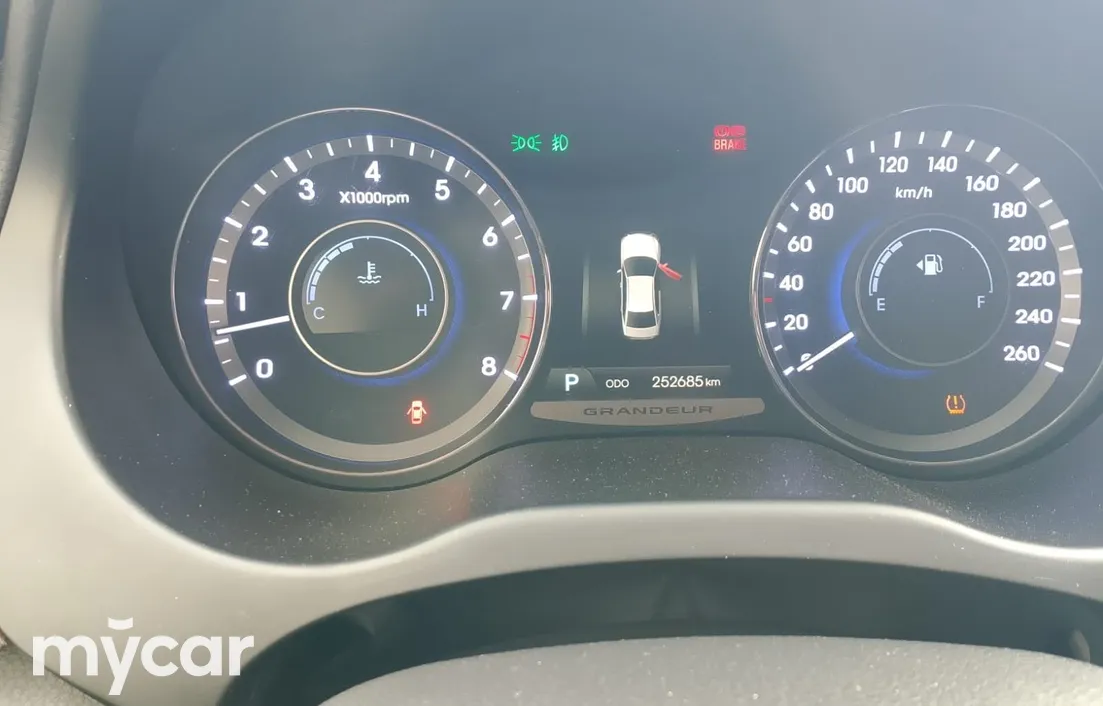 Hyundai Grandeur 2011