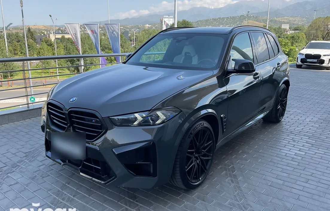 BMW X5 M 2023