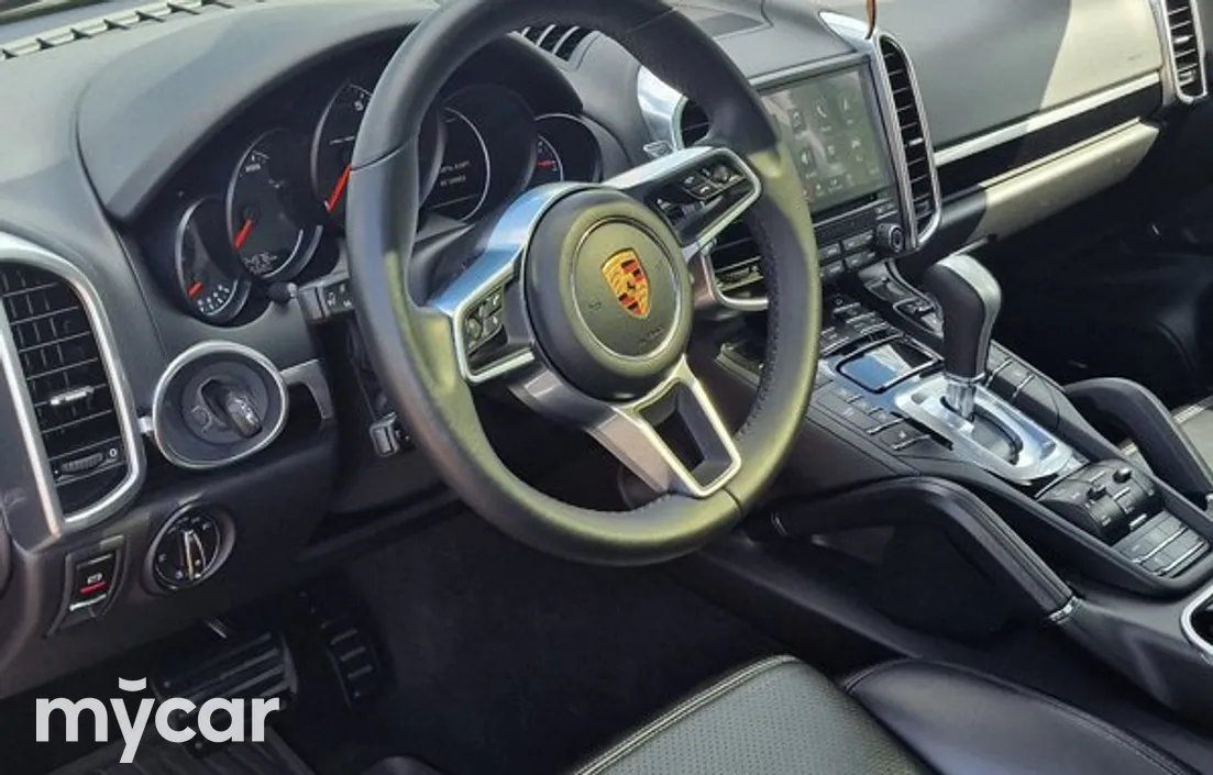 Porsche Cayenne 2016