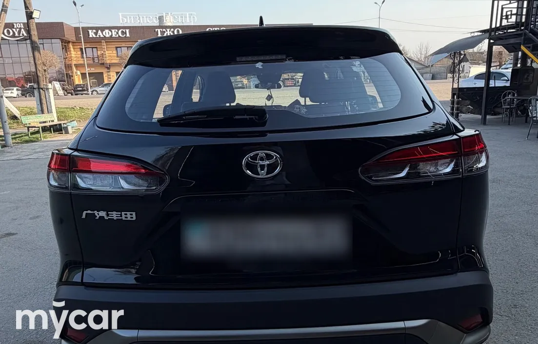 Toyota Frontlander 2025