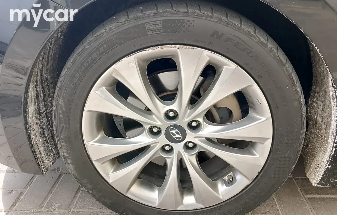 Hyundai Grandeur 2011