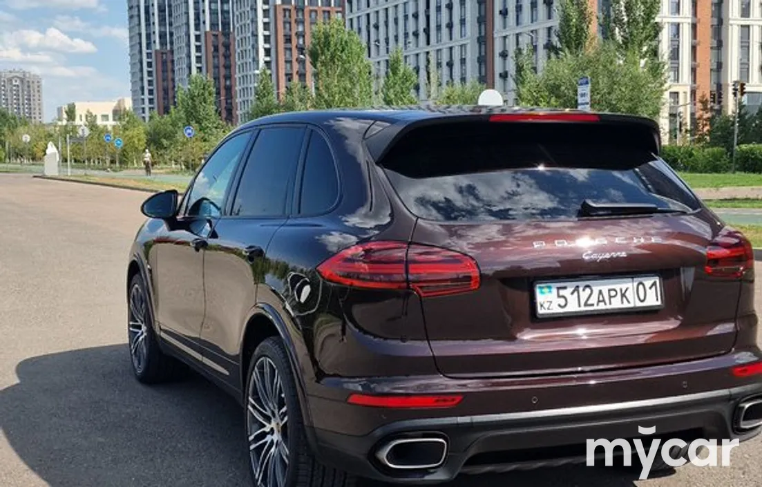 Porsche Cayenne 2016