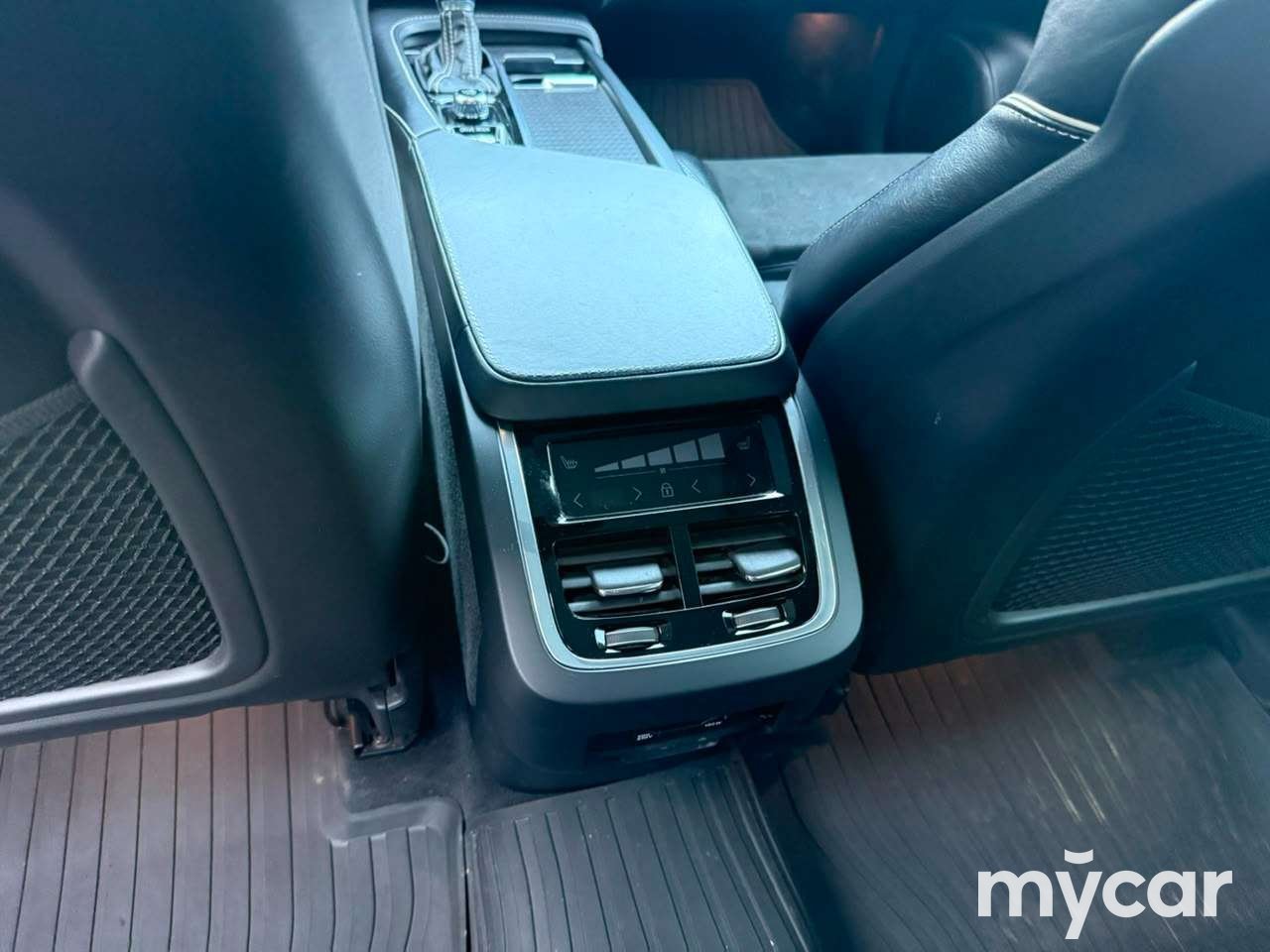 Volvo XC90 2020
