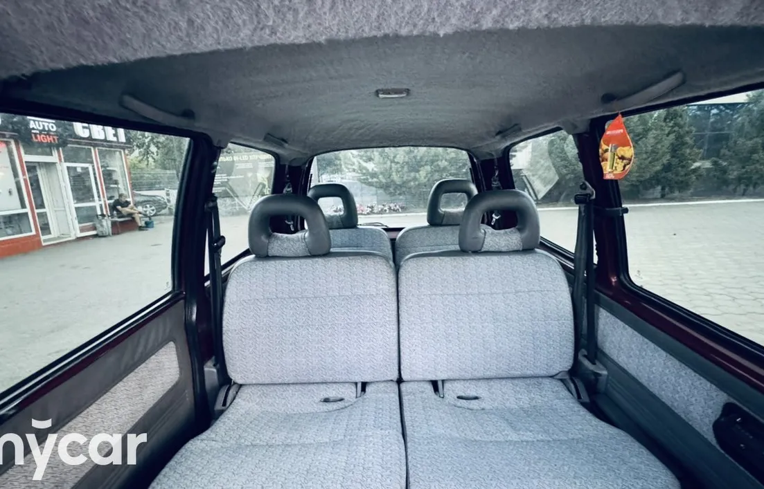 Nissan Serena 1994