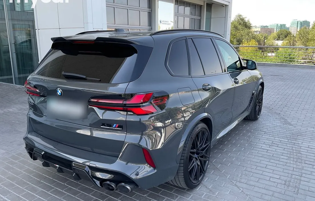 BMW X5 M 2023