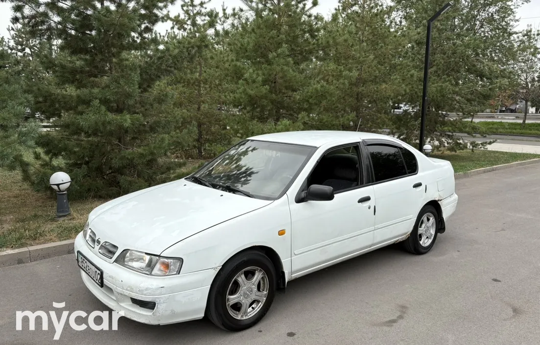 Nissan Primera 1999
