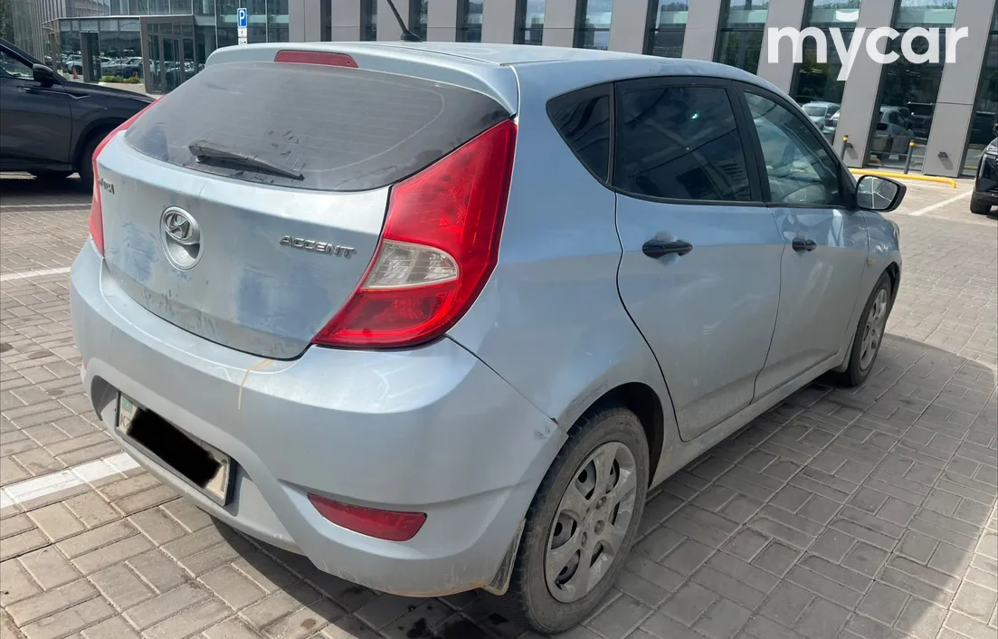 Hyundai Accent 2013