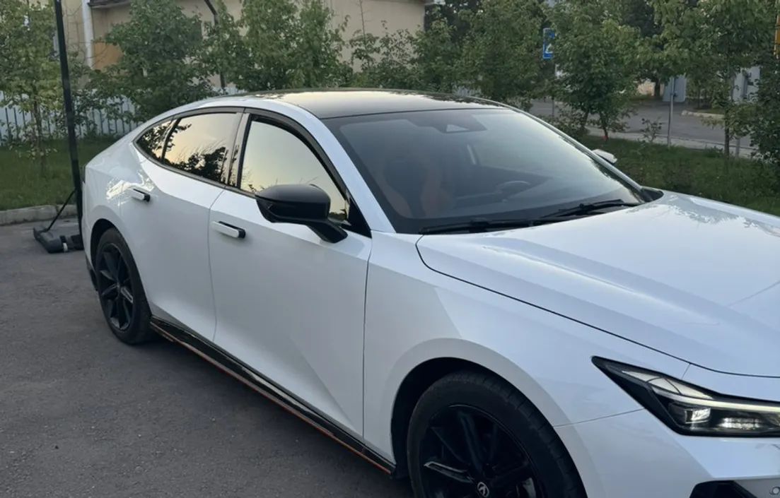 Changan UNI-V 2025