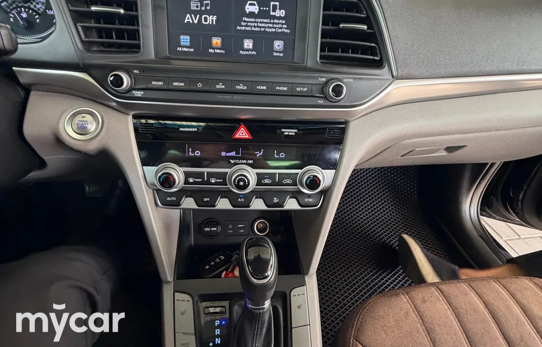 Hyundai Elantra 2019