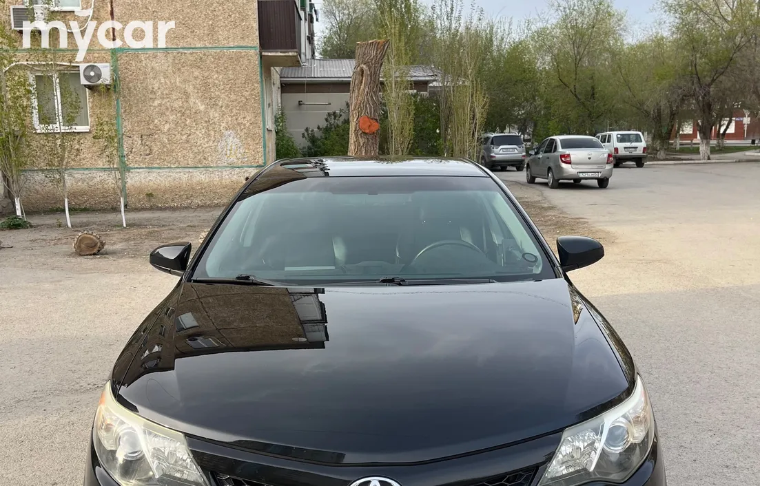 Toyota Camry 2014