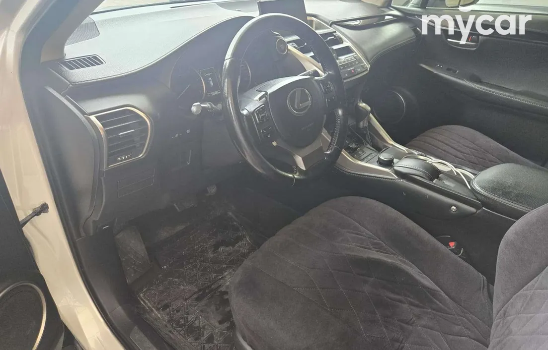 Lexus NX 2015