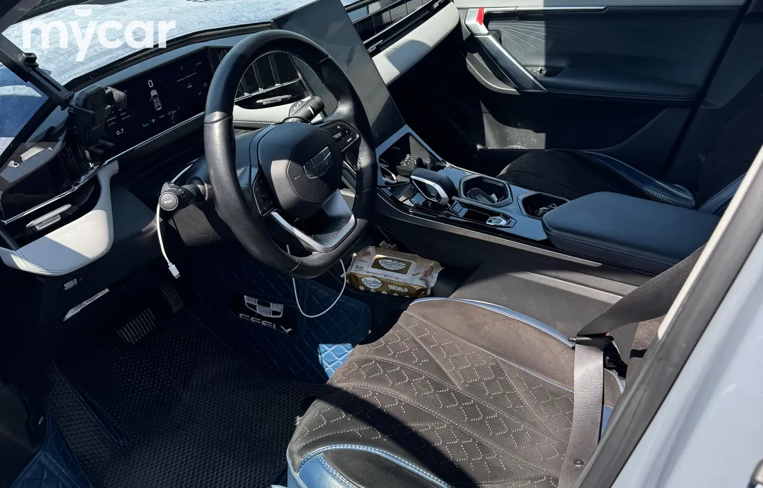 Geely Atlas 2024