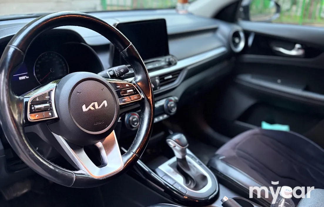 Kia Cerato 2023