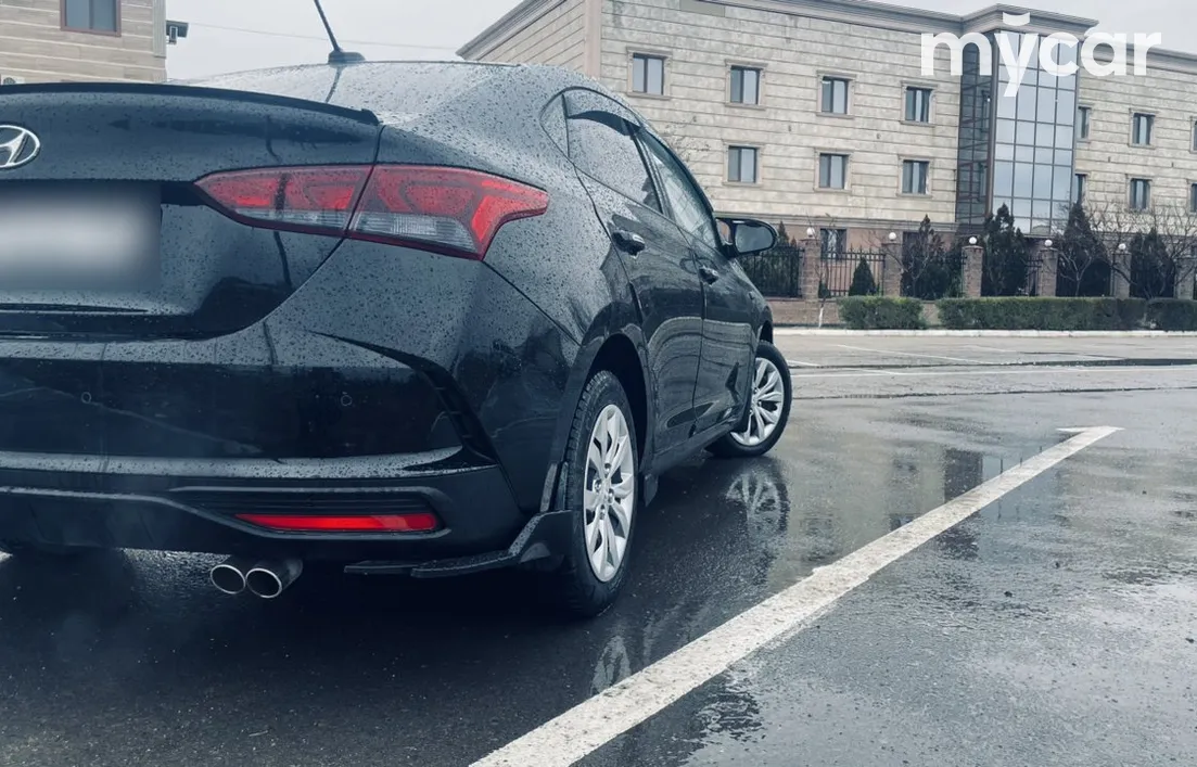 Hyundai Solaris 2022